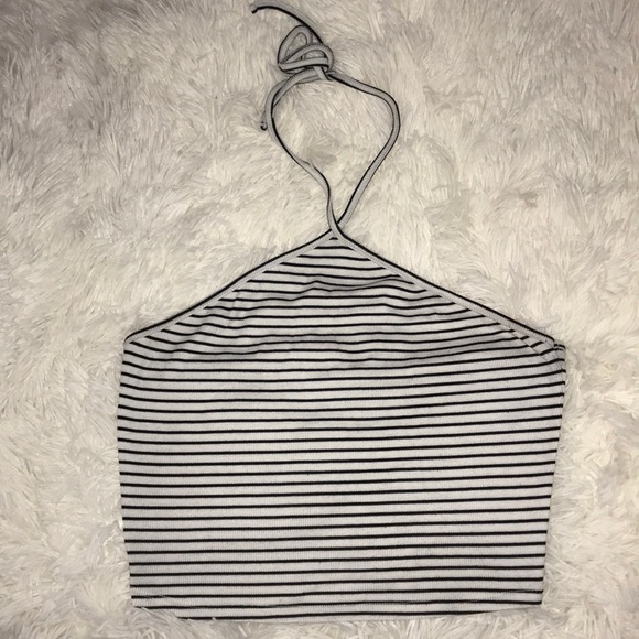 black & white striped halter 🖤 - Picture 1 of 3